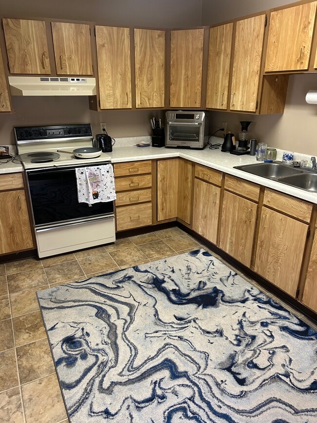 917 Oregon St, Unit 918 Unit A