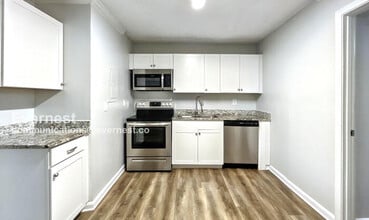 2168 Rexford Dr in Decatur, GA - Building Photo - Building Photo