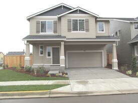 15094 SE Pomfret Rd in Clackamas, OR - Building Photo