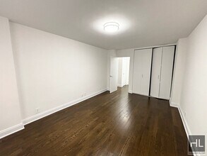 EAST 56 STREET in New York, NY - Building Photo - Building Photo