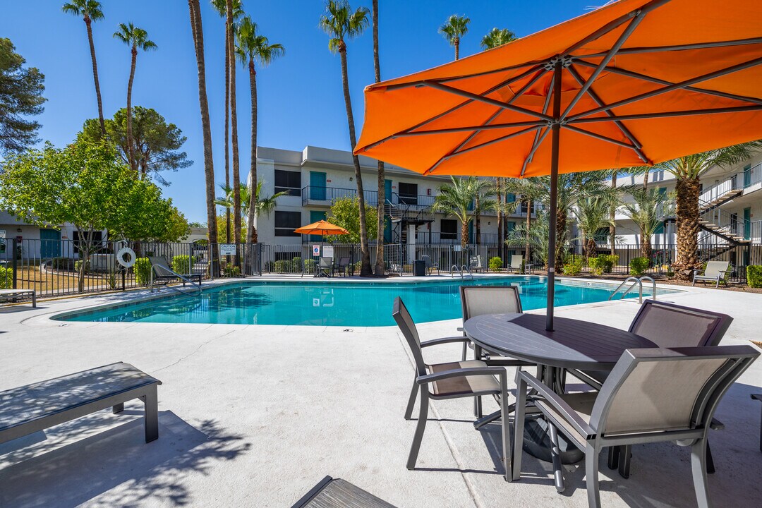 Mercury on Mill in Tempe, AZ - Building Photo