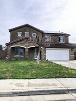 9402 Cobble Mountain Rd in Bakersfield, CA - Building Photo
