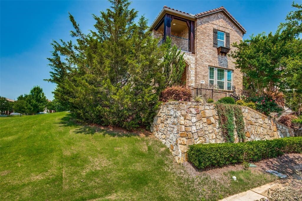 6653 Escena Blvd in Irving, TX - Building Photo
