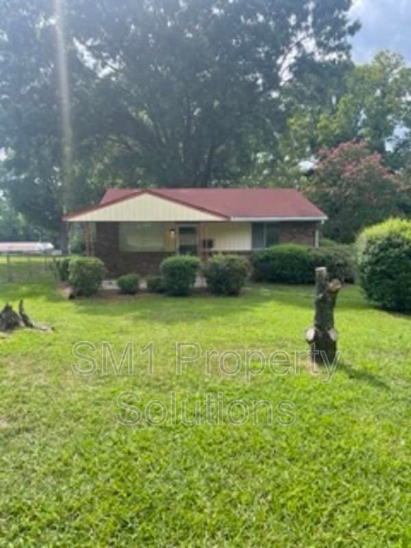 property at 2212 Willow Rd