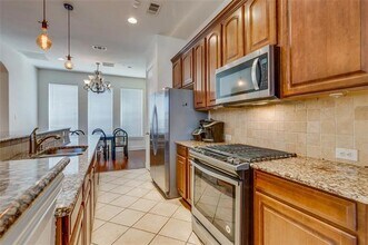 634 Arbol in Irving, TX - Building Photo - Building Photo