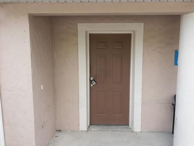 271 Hart Ln in Kissimmee, FL - Building Photo - Building Photo