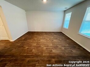 11919 Hondo Crk in San Antonio, TX - Building Photo - Building Photo