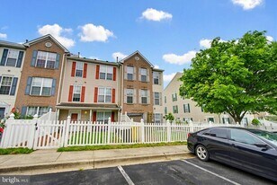 1806 Watch House Cir N in Severn, MD - Building Photo