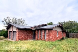 1205 NW 105th St in Oklahoma City, OK - Building Photo