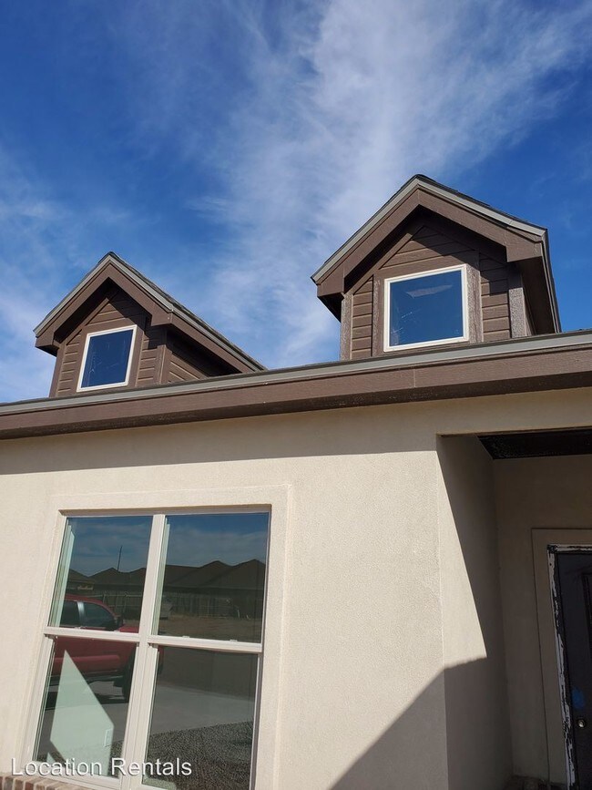 802 N Elkhart Ave in Lubbock, TX - Building Photo - Building Photo