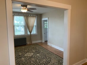 313 311 Augusta St in Pittsburgh, PA - Building Photo - Building Photo