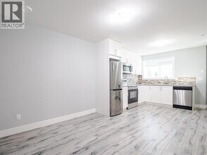 24302-2101A 101a Ave in Maple Ridge, BC - Building Photo - Building Photo