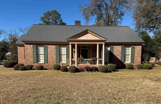 property at 601 Engram St
