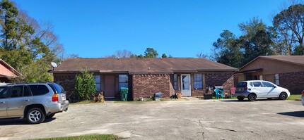 3121 6th Ave in Gulfport, MS - Building Photo - Building Photo