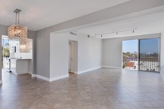 3310 First Ave. in San Diego, CA - Building Photo - Building Photo