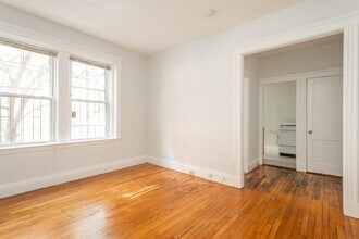 49 Worthington St, Unit 1 in Boston, MA - Foto de edificio - Building Photo