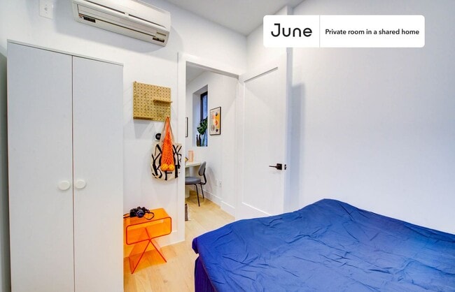 Room in Shared 4.0 bed/2 bath home in New York, NY - Building Photo - Building Photo