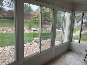 2880 S Locust St, Unit 108s in Denver, CO - Building Photo - Building Photo