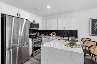 5106-5116 69th St in San Diego, CA - Building Photo - Building Photo