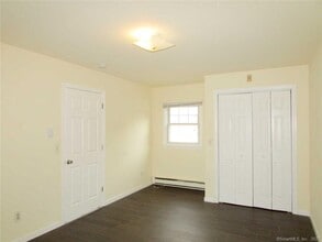 406 Church St in Torrington, CT - Building Photo - Building Photo