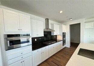 17754 Pinot Noir Dr in Riverside, CA - Building Photo - Building Photo