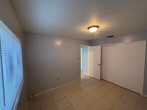 11421 NW 39th Pl in Sunrise, FL - Building Photo - Building Photo