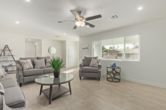 9830 W Evergreen Dr in Sun City, AZ - Building Photo - Building Photo