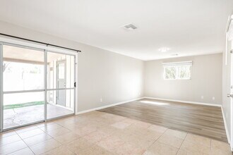 3039 S Kenneth Pl in Tempe, AZ - Building Photo - Building Photo