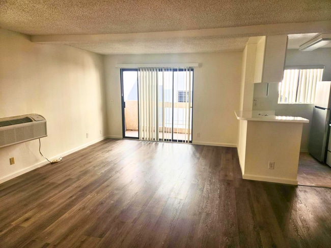 property at 132 S Clark Dr
