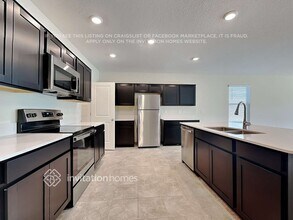 4211 Bull St in St. Cloud, FL - Foto de edificio - Building Photo