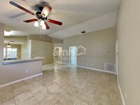 6606 Northhaven Ct in Riverview, FL - Building Photo - Building Photo