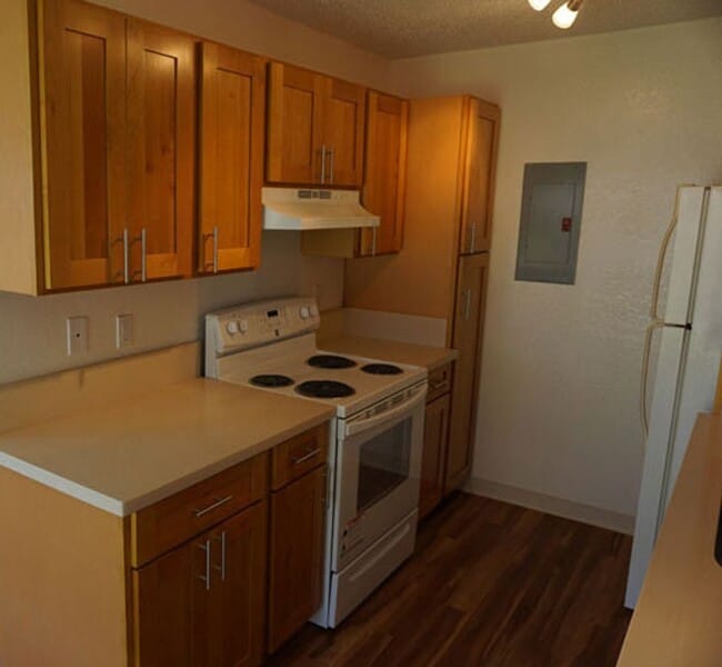 94-1064 Paawalu St in Waipahu, HI - Building Photo - Building Photo