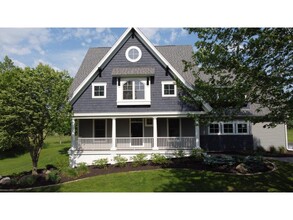 2039 Morgan Ave N in Stillwater, MN - Building Photo - Building Photo