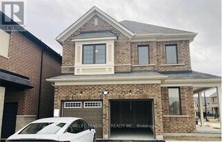 39 Boothill Dr in Brampton, ON - Building Photo