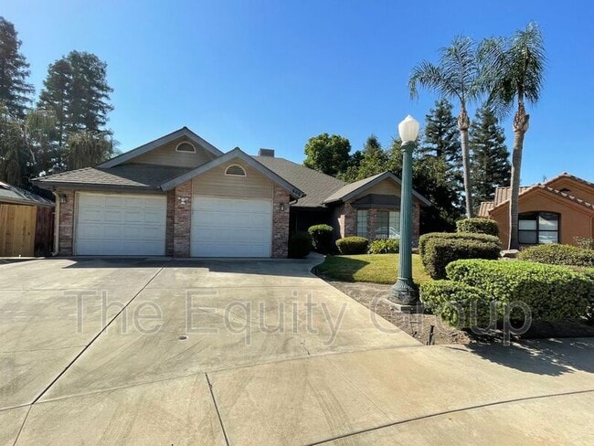 property at 605 E Babcock Ave