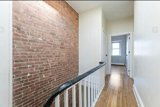 291 Forrest St in Jersey City, NJ - Building Photo - Building Photo