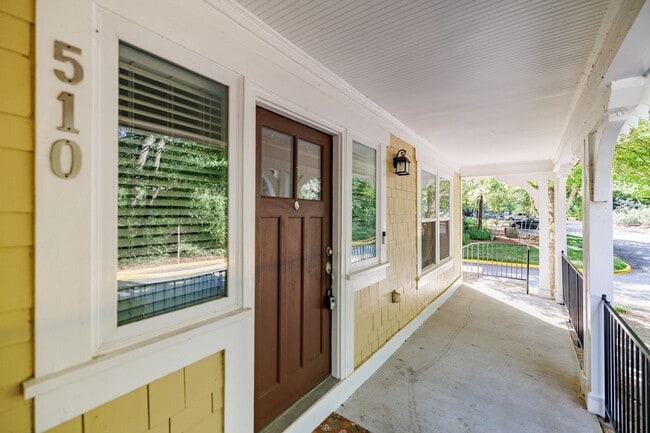 490 S Barnett Shoals Rd in Athens, GA - Building Photo - Building Photo