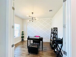 8504 Pine Muhly Dr in Lago Vista, TX - Building Photo - Building Photo