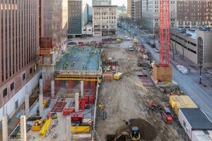 35th in Omaha, NE - Building Photo