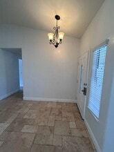 4909 W Leighson Ave in Visalia, CA - Building Photo - Building Photo