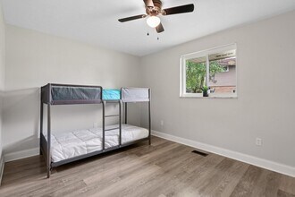 708 Burman Ave in Dayton, OH - Foto de edificio - Building Photo