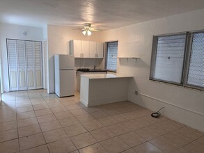415-465 SW 11th St in Miami, FL - Building Photo - Building Photo