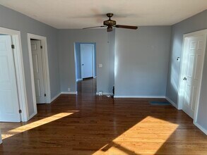 2 Clark St in Stonington, CT - Building Photo - Building Photo