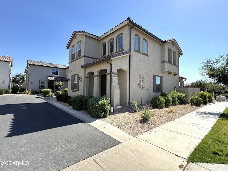9903 E Tillman Ave in Mesa, AZ - Building Photo
