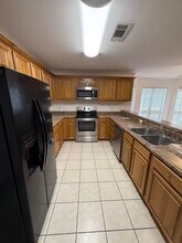 529 Versailles Blvd in Alexandria, LA - Building Photo - Building Photo