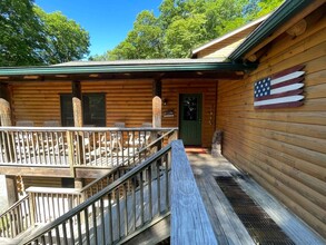 303 W View Estates in Manchester Center, VT - Building Photo - Building Photo