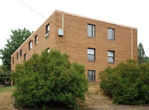 890 Forest St in St. Paul, MN - Building Photo - Building Photo