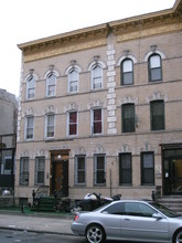 381 Sumpter St in Brooklyn, NY - Building Photo - Building Photo