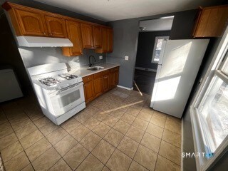 6 Hilltop Rd in New Haven, CT - Building Photo