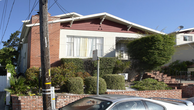 3861 Buell St in Oakland, CA - Building Photo - Building Photo